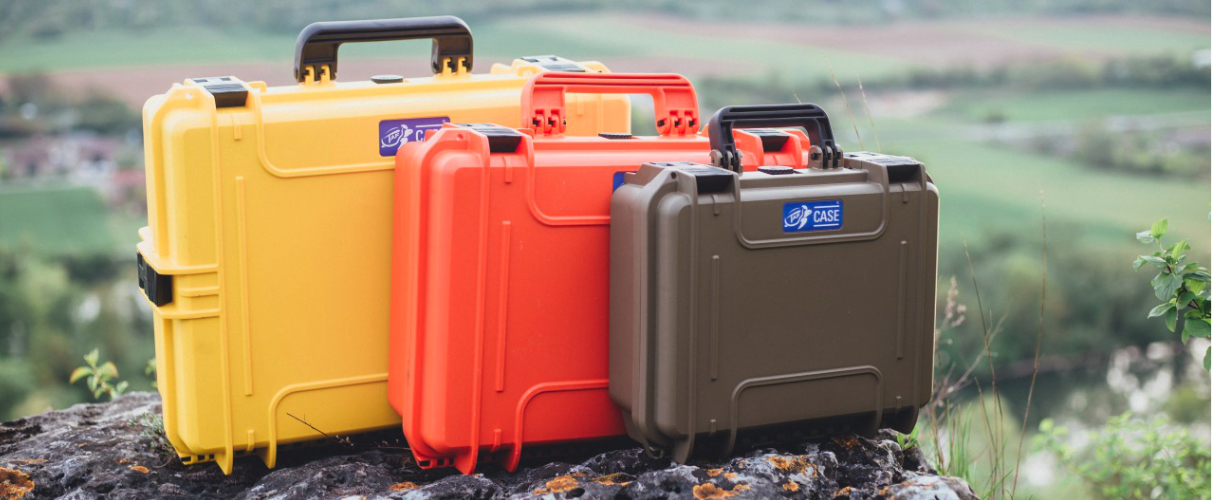 TAF CASE OUTDOORKOFFER Robuster bruchsicherer Transportkoffer mit Schaumstoff in verschiedenen Farben oliv orange gelb